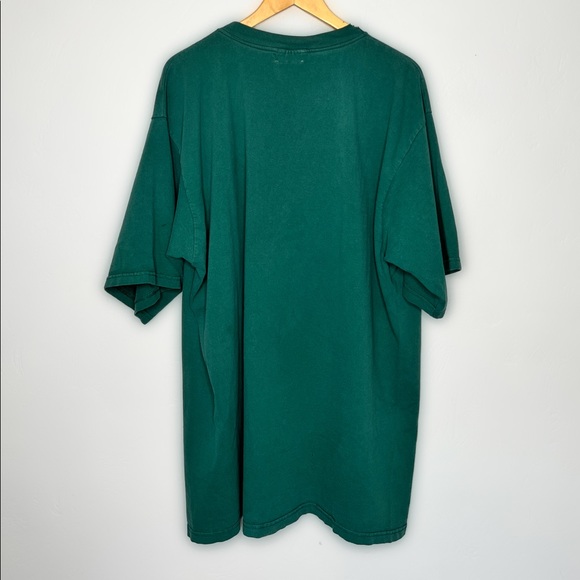 Vintage Nike Tee - Picture 2 of 2